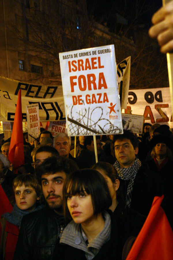 Protesto em Lisboa contra massacre israelita em Gaza, 1500 mortos
