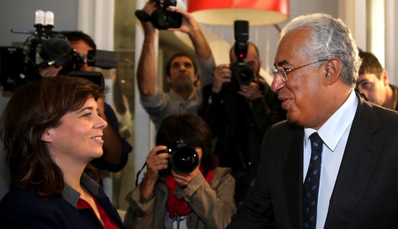 Depois de ouvir os conselhos das confederações patronais para evitar alterações à lei laboral, António Costa decide pôr fim à geringonça. Começa a campanha do PS pela maioria absoluta.